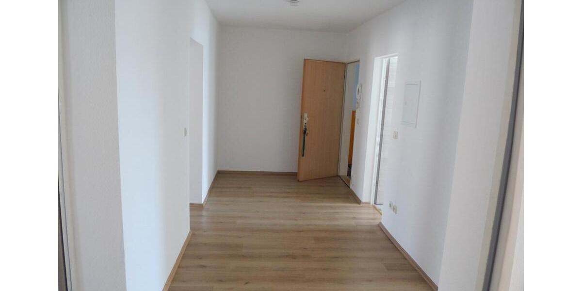 Dachgeschoßwohnung Sandersdorf-Brehna Torna - 3 Zimmer, 84 m&sup2;, 590&euro; | Angebot:26262555