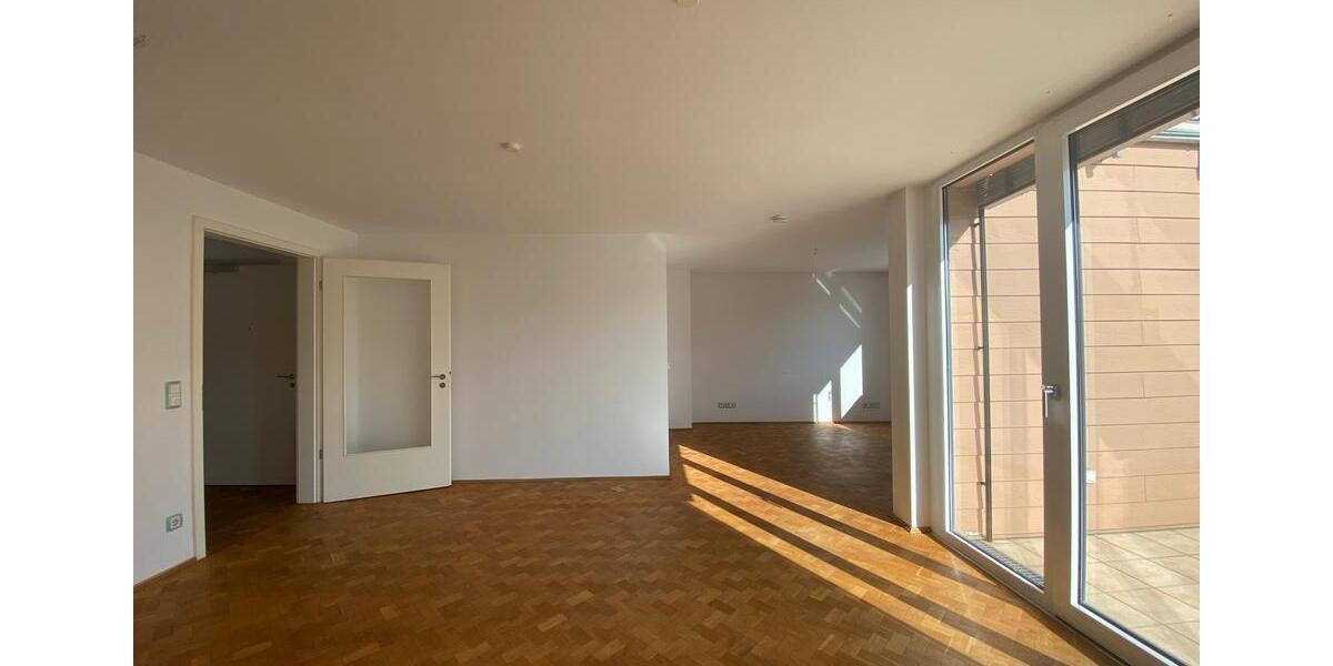 Etagenwohnung Halle (Saale) Damaschkestraße - 3 Zimmer, 95 m&sup2;, 1.000&euro; | Angebot:26587413