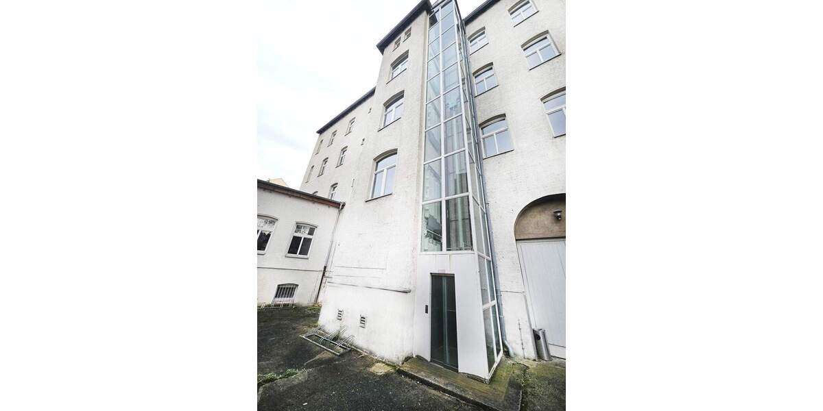 Gewerbeobjekt Halle (Saale) Innenstadt - 1 Zimmer, 210 m&sup2;, 1.175&euro; | Angebot:24793249