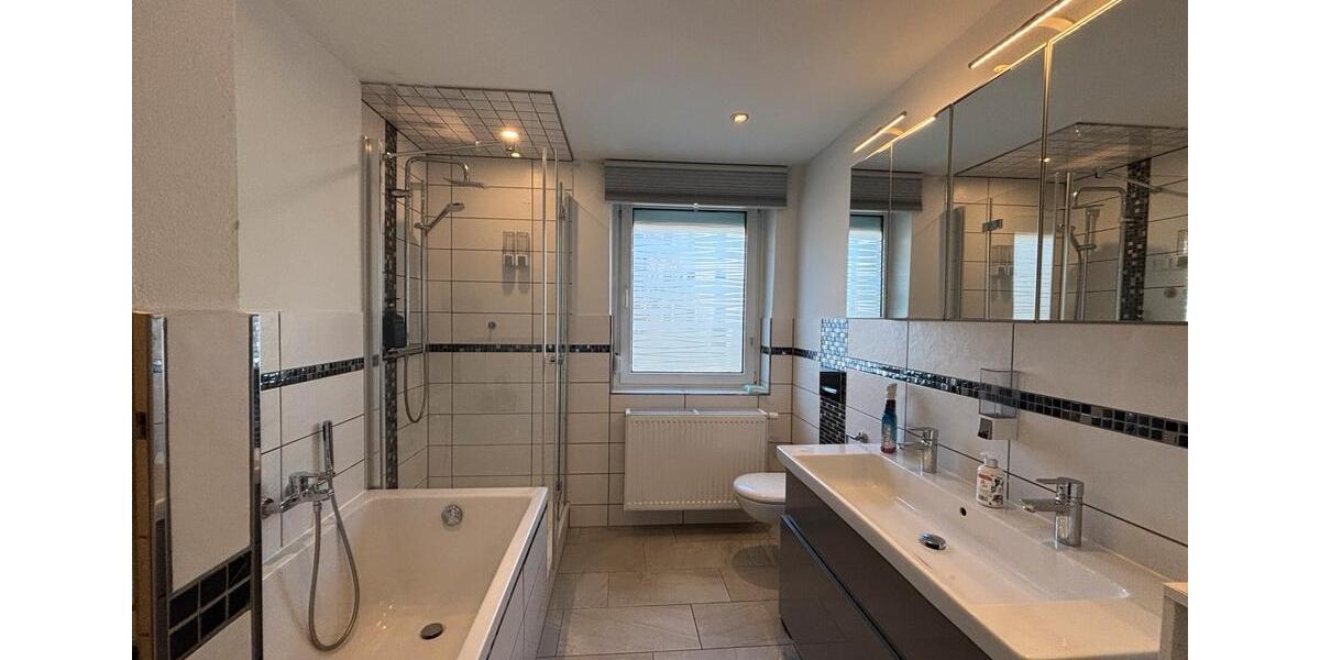 Etagenwohnung Halle (Saale) Damaschkestraße - 4 Zimmer, 90 m&sup2;, 220.000&euro; | Angebot:25870122