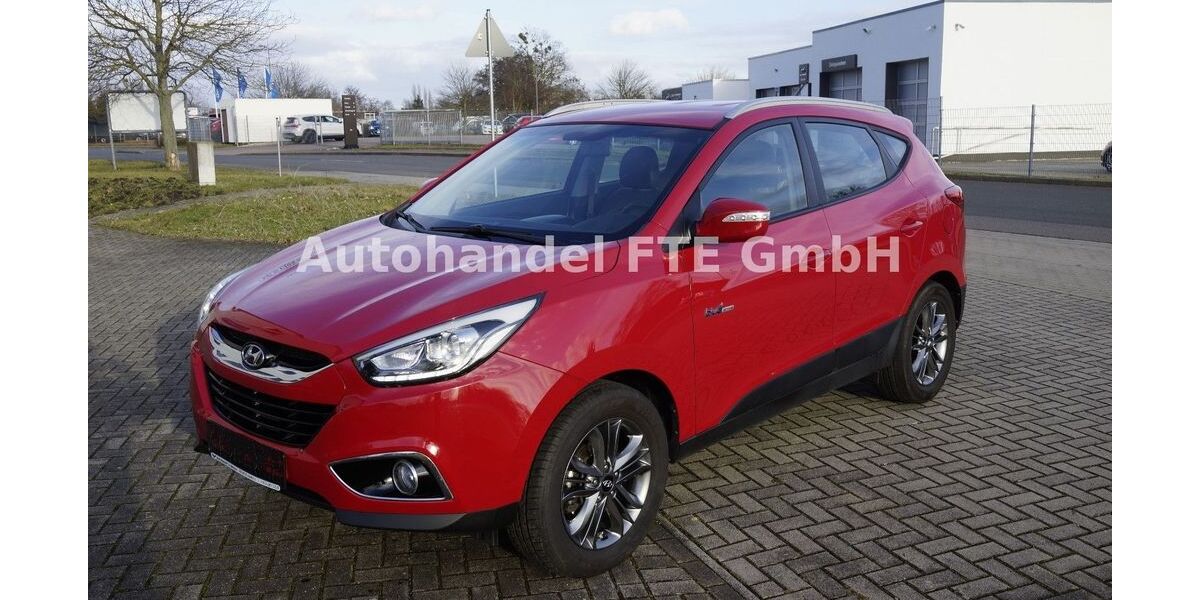 Hyundai ix35 143.400 km 7.999 &euro; Bitterfeld 06749