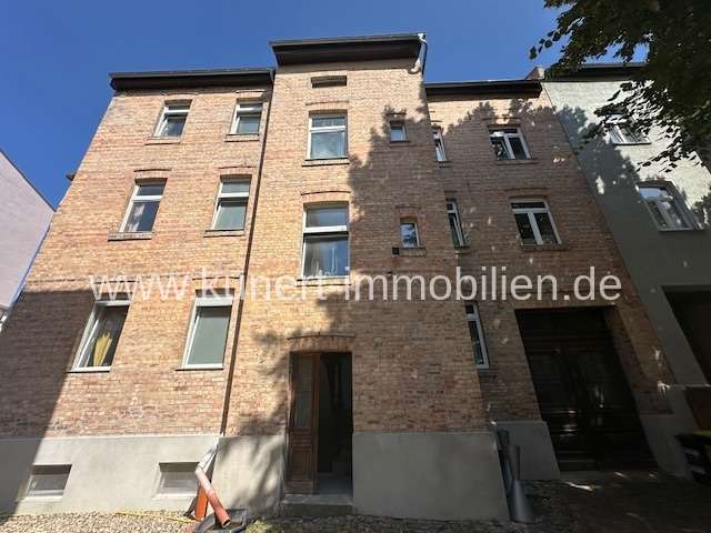 Einfamilienhaus Halle Büschdorf - 38 Zimmer, 712 m&sup2;, 780.000&euro; | Angebot:25300991