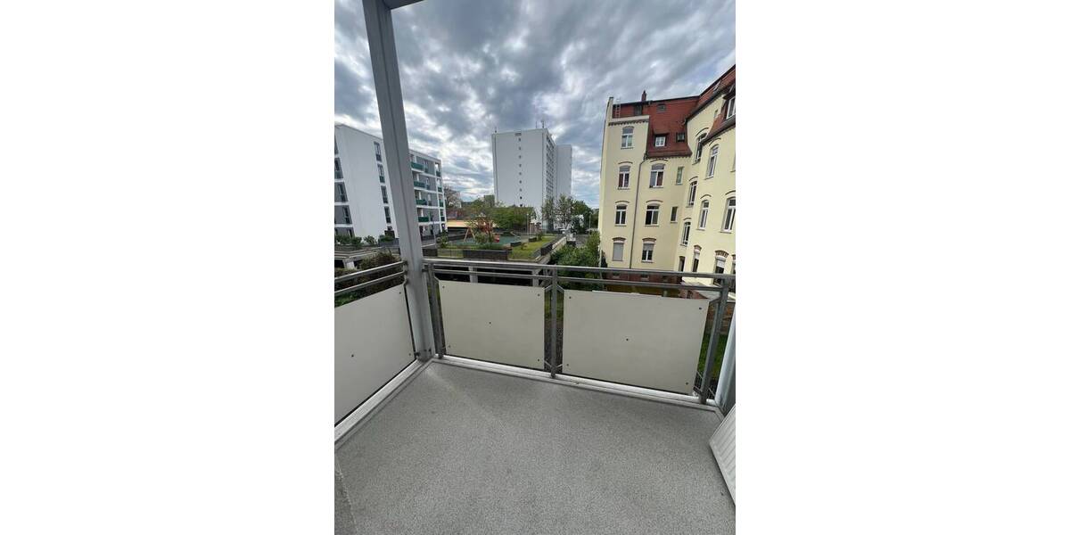 Zimmer Halle (Saale) Lutherplatz - 3 Zimmer, 72 m&sup2;, 825&euro; | Angebot:26015095