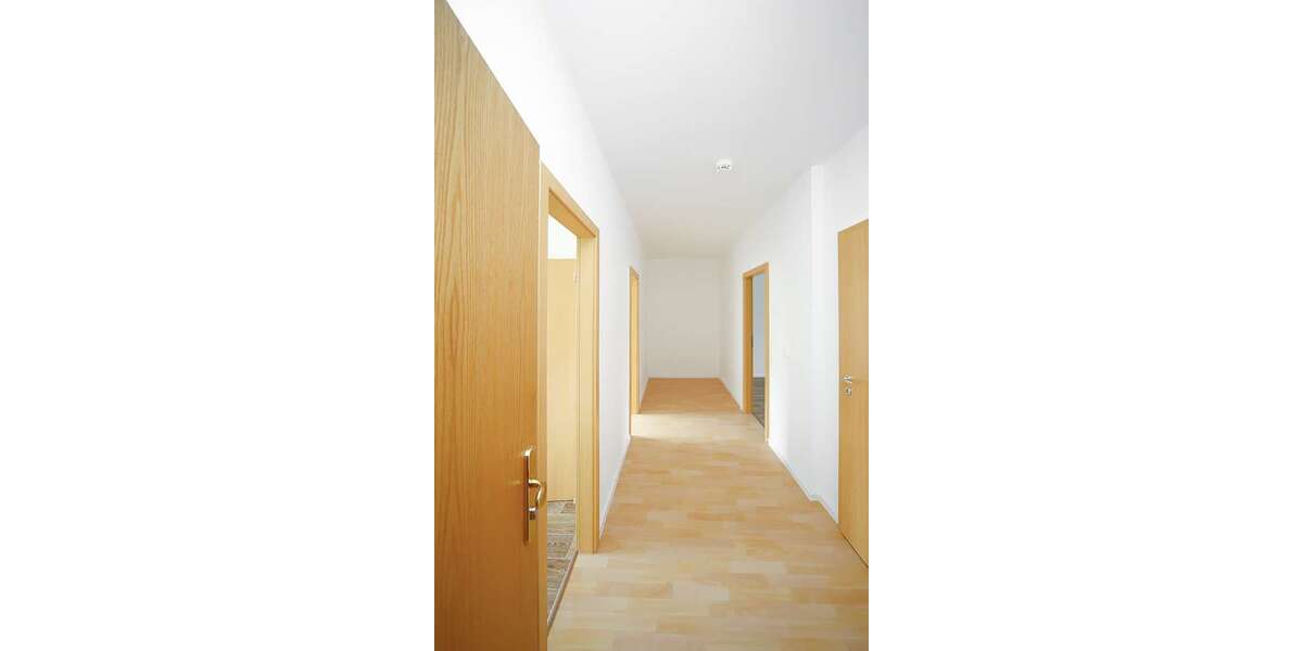 Etagenwohnung Lutherstadt Eisleben Wilhelm-Pieck-Siedlung - 3 Zimmer, 70 m&sup2;, 350&euro; | Angebot:26162826