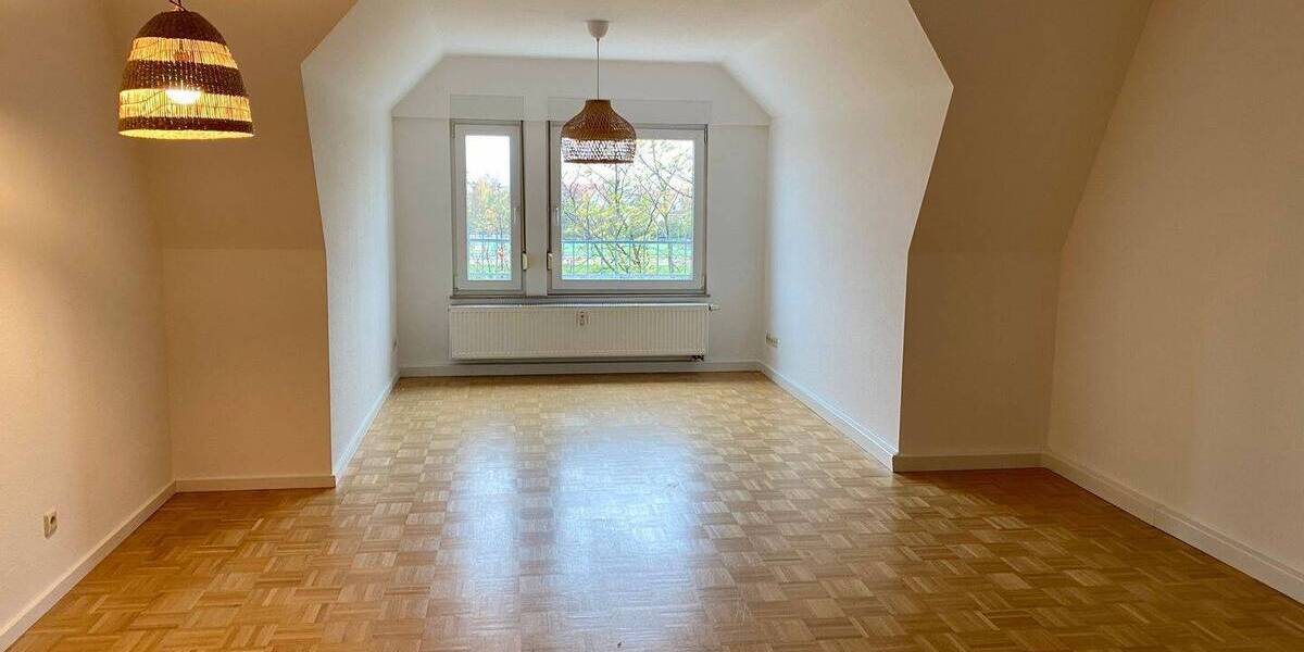 Etagenwohnung Halle (Saale) Lutherplatz - 3 Zimmer, 85 m&sup2;, 700&euro; | Angebot:26778603