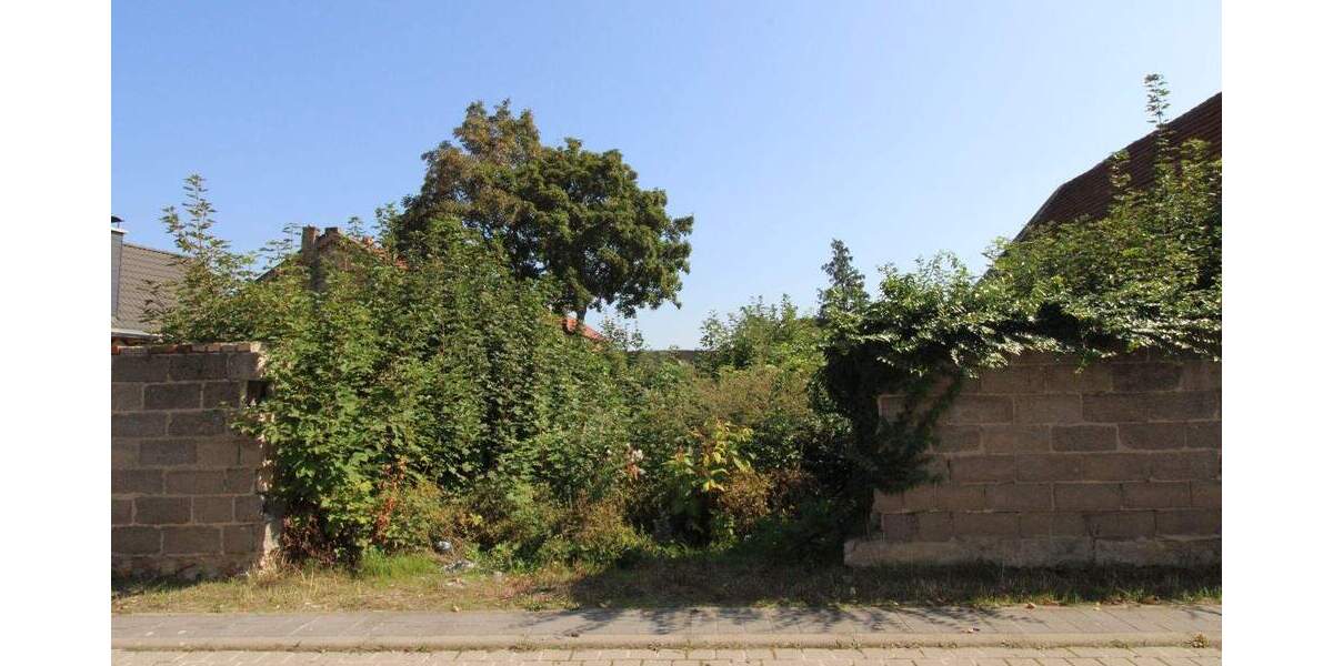 Grundstück Landsberg Peißen - 90.000&euro; | Angebot:25997620