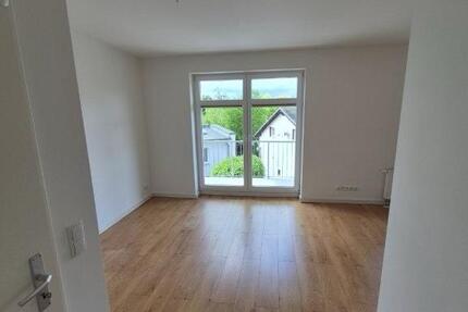 Wohnung Halle (Saale) Nietleben - 4 Zimmer, 85 m&sup2;, 1.175&euro; | Angebot:27646846