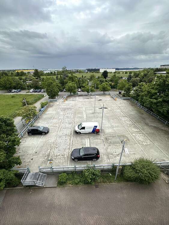 ++Frisch Sanierte Familienwohnung mit Aufzug++ 4 zimmer