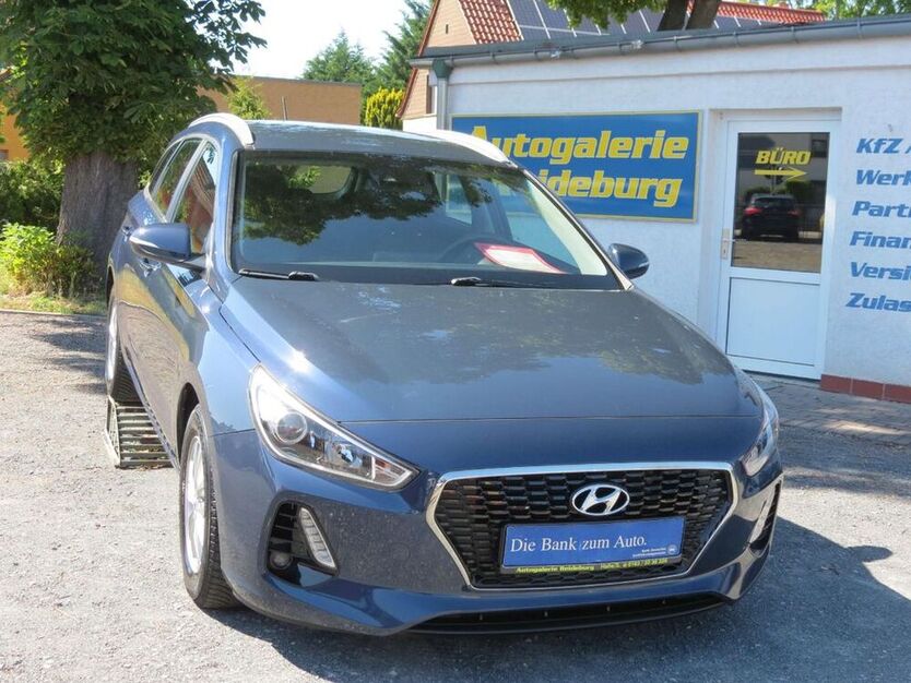 i30