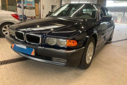 BMW 740