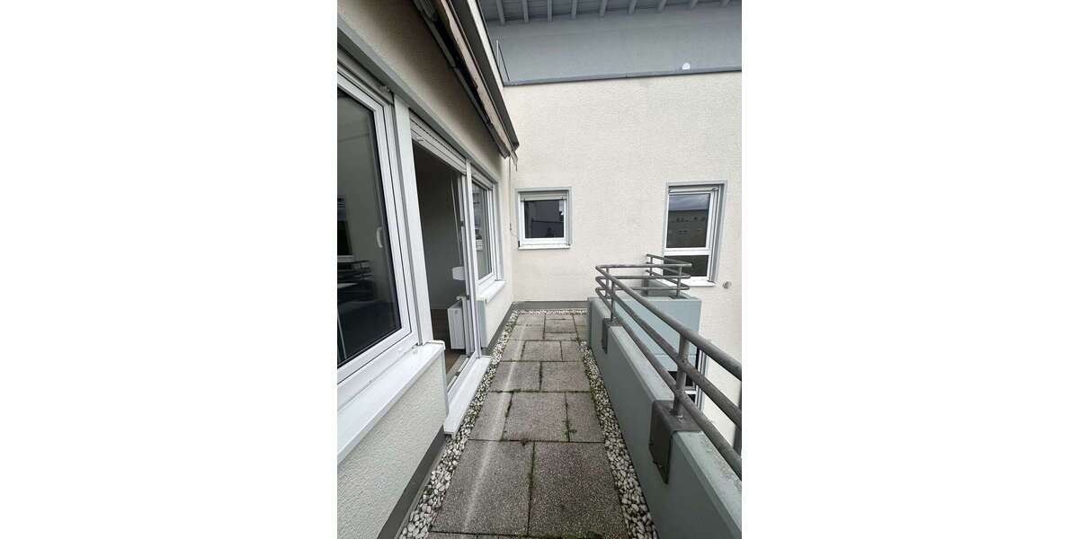 4-Zimmer-Wohnung mit Balkon, offener Küche, Gäste-WC 4 zimmer