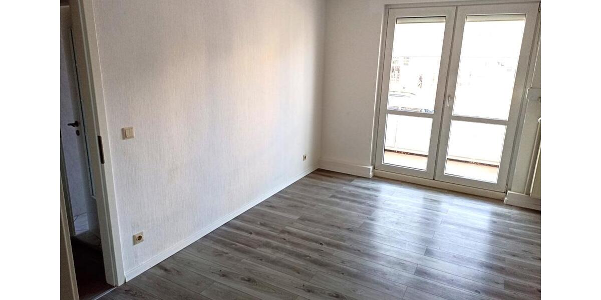 Hochparterre Halle (Saale) Frohe Zukunft - 2 Zimmer, 50 m&sup2;, 420&euro; | Angebot:24427797