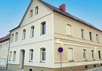 Wohnungspaket: Vier Wohneinheiten mit Stellplätzen in einem saniertem MFH in Bad Lauchstädt