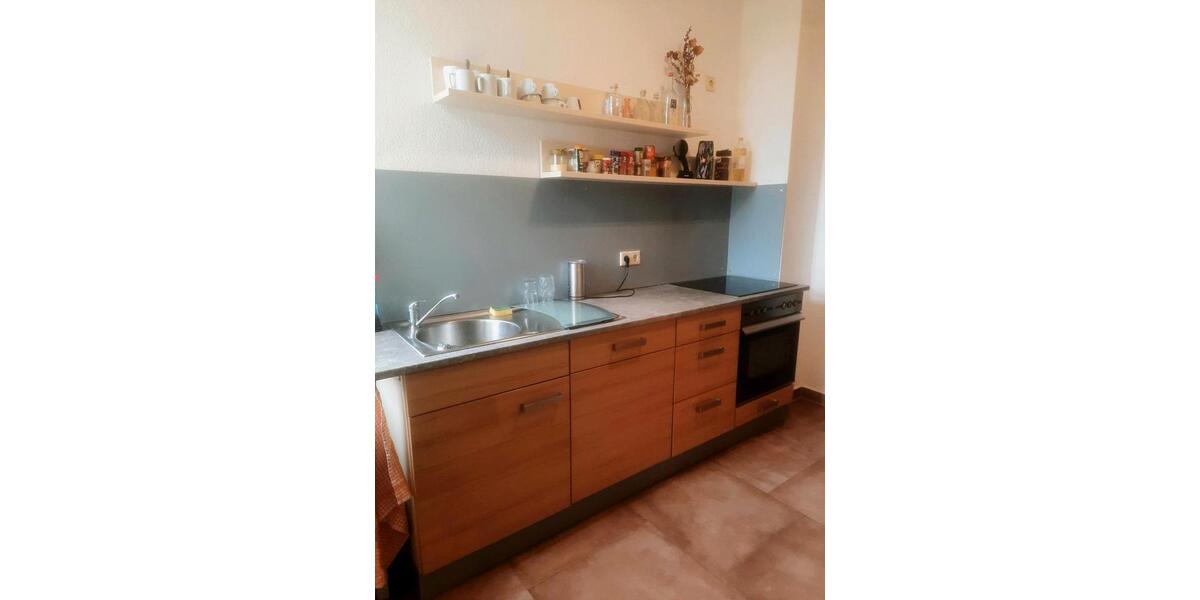 Etagenwohnung Halle (Saale) Damaschkestraße - 3 Zimmer, 70 m&sup2;, 750&euro; | Angebot:25614490