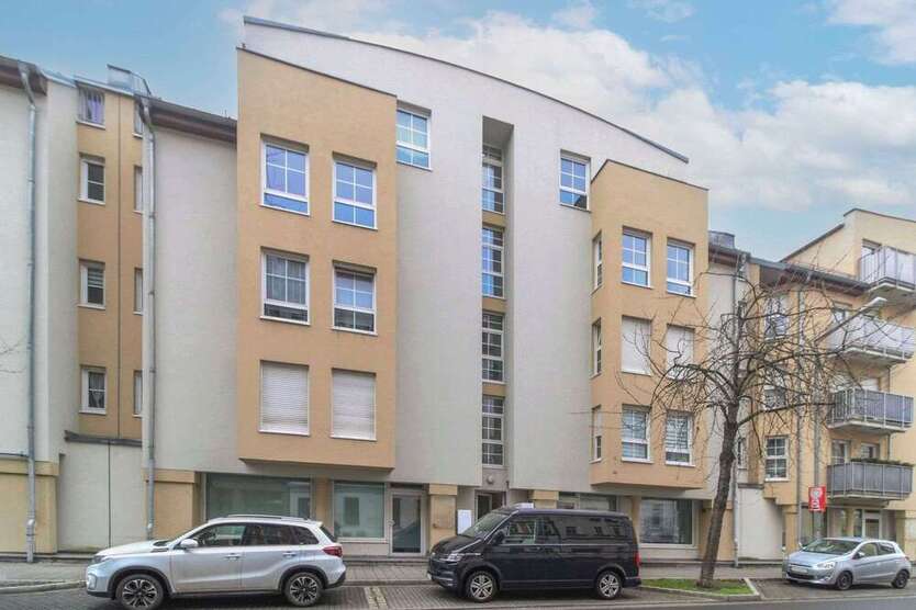 Wohnung zum Kaufen in Leipzig 199.000 € 79.97 m²