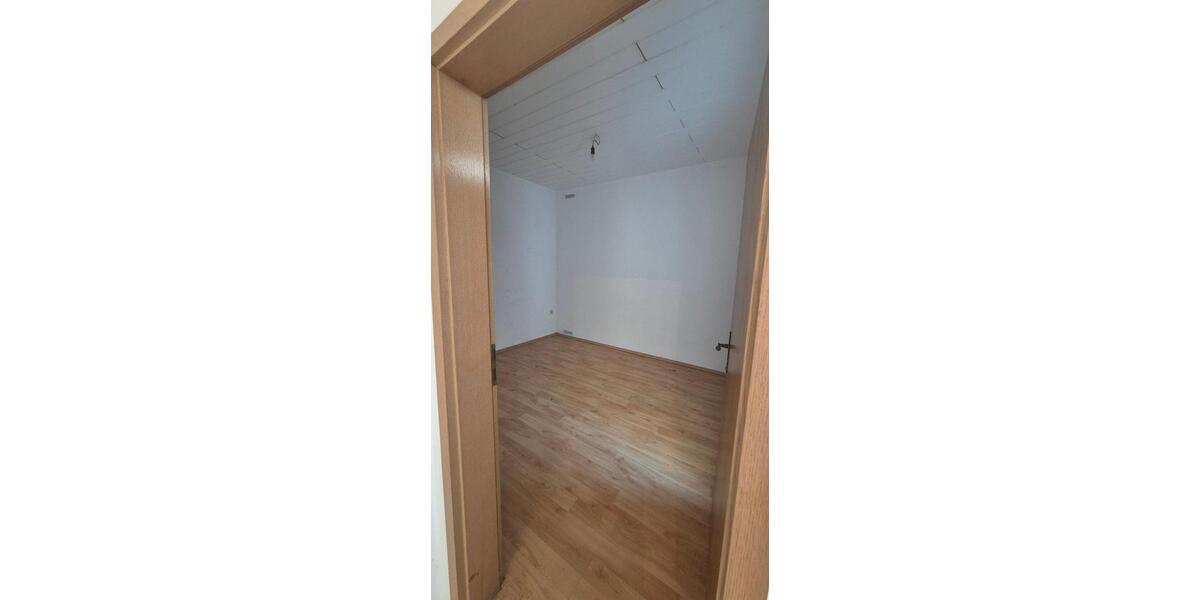 Gewerbeobjekt Halle (Saale) Frohe Zukunft - 286&euro; | Angebot:26219834