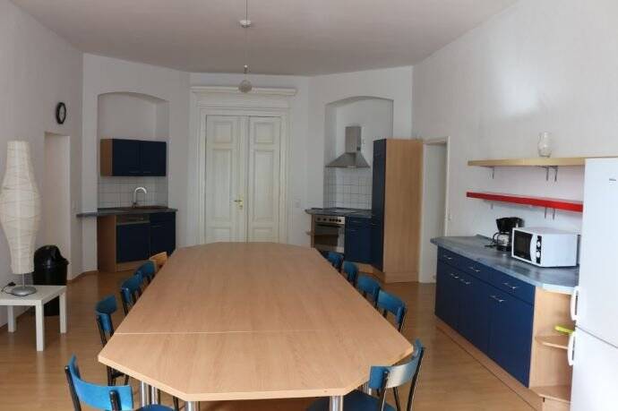 Zimmer Halle (Saale) Innenstadt - 200&euro; | Angebot:25661091