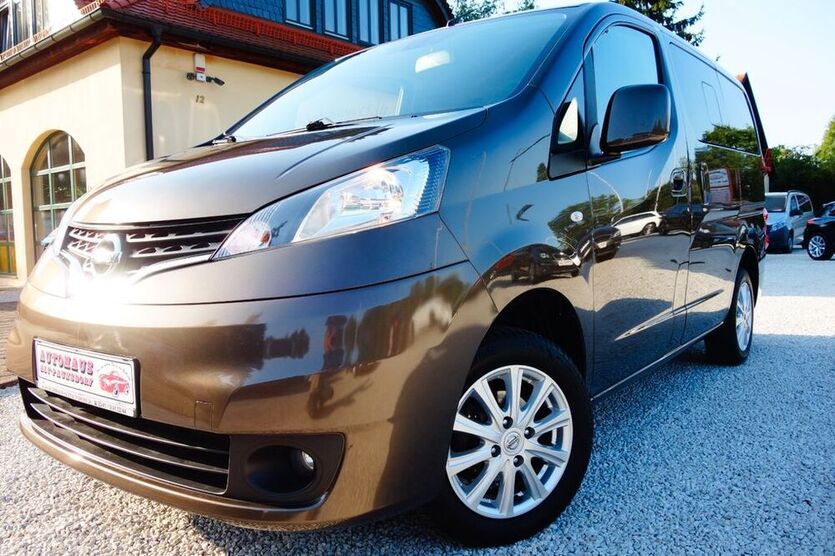 NV200