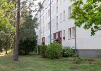 Gemütliche 1-RaumWohnung mit Balkon im Erdgeschoss in Wolfen-Nord ab sofort zu vermieten !