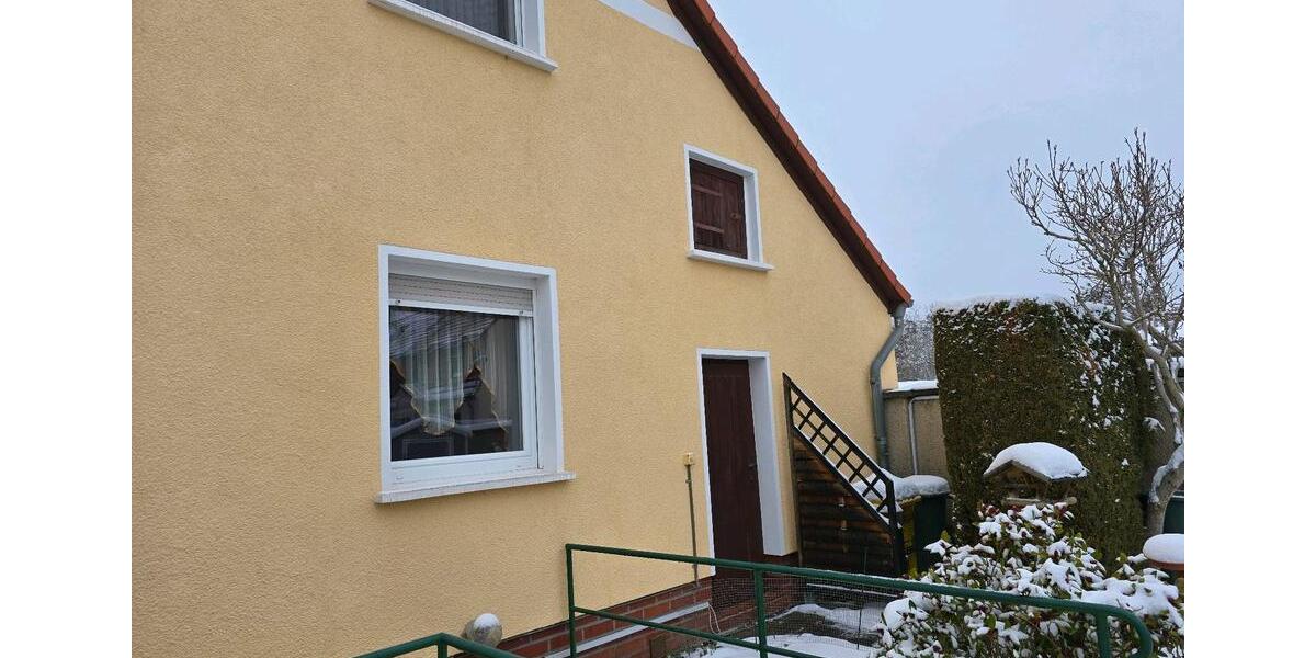 Einfamilienhaus Leuna - 3 Zimmer, 84 m&sup2;, 160.000&euro; | Angebot:24961861