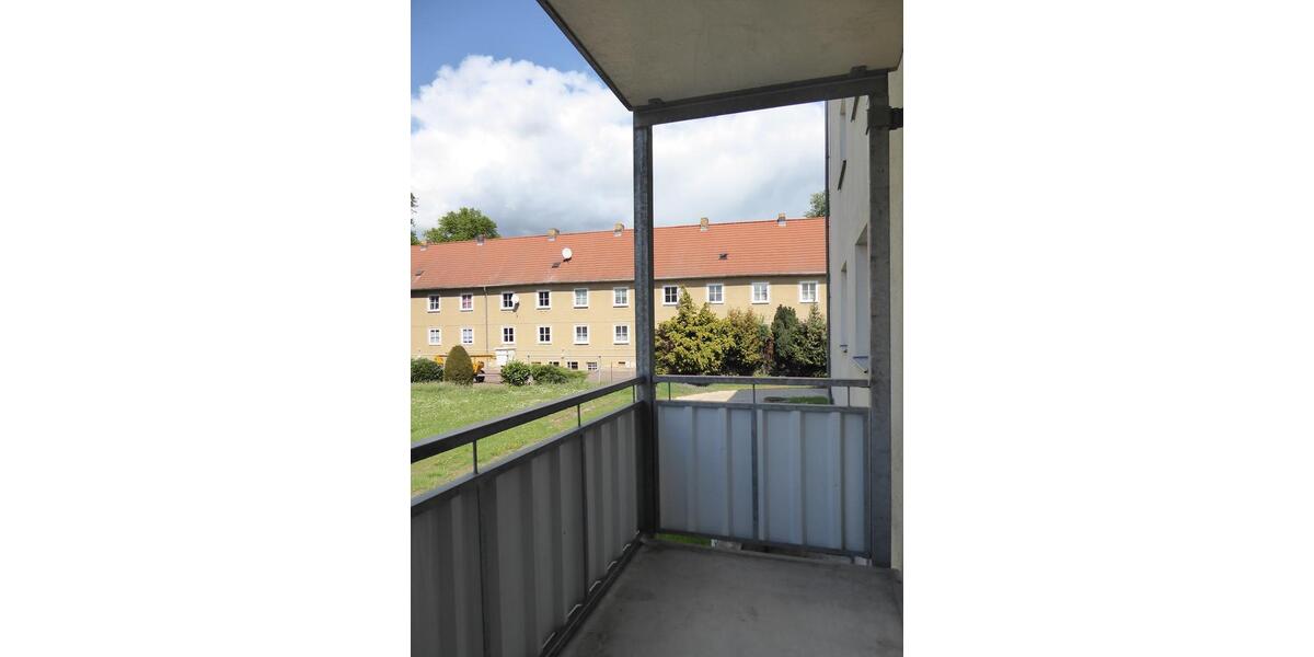 Erdgeschoßwohnung Bad Lauchstädt - 2 Zimmer, 43 m&sup2;, 289&euro; | Angebot:26252572