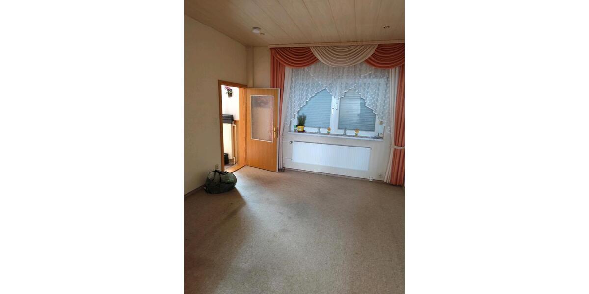 Reihenhaus Gerbstedt - 6 Zimmer, 140 m&sup2;, 840&euro; | Angebot:27533173