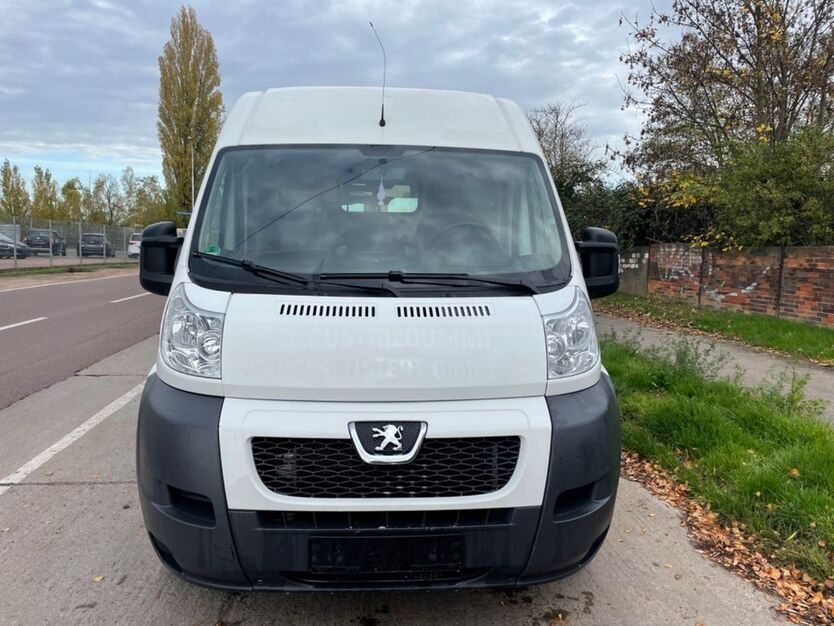 Peugeot Boxer 189.000 km 4.800 € Halle/S. 06132