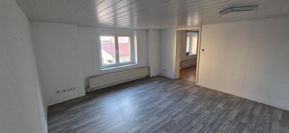 Einfamilienhaus Bad Lauchstädt - 6 Zimmer, 300 m&sup2;, 298.000&euro; | Angebot:25419216