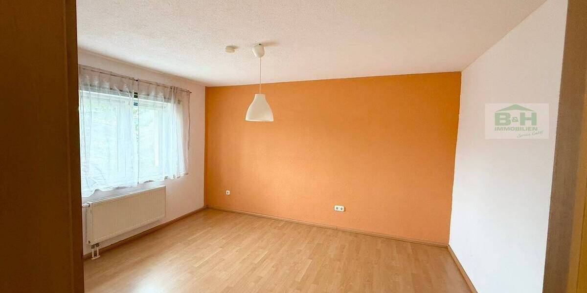 Etagenwohnung Sandersdorf-Brehna Sandersdorf - 4 Zimmer, 105 m&sup2; | Angebot:23833546