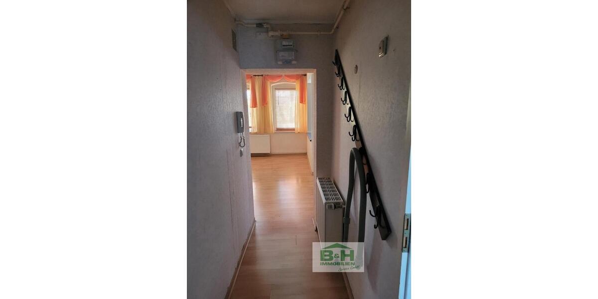 Dachgeschoßwohnung Sandersdorf-Brehna Brehna - 3 Zimmer, 80 m&sup2;, 400&euro; | Angebot:25125125