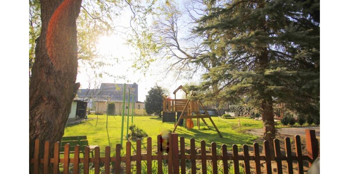 Etagenwohnung Lützen - 4 Zimmer, 110 m&sup2;, 850&euro; | Angebot:25689033