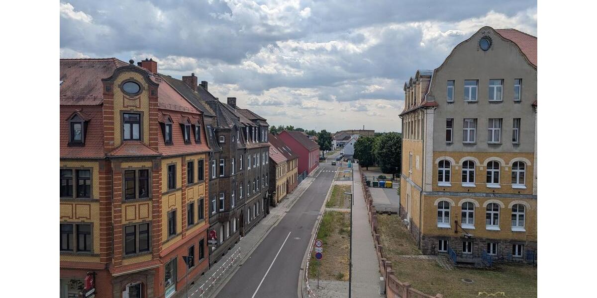 Etagenwohnung Bitterfeld-Wolfen Bitterfeld - 2 Zimmer, 69 m&sup2;, 410&euro; | Angebot:25342043