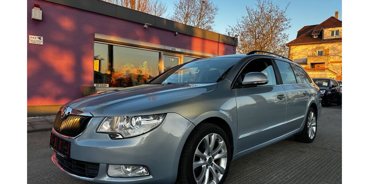 Skoda Superb 185.299 km 6.990 &euro; Kabelsketal OT Gröbers 06184