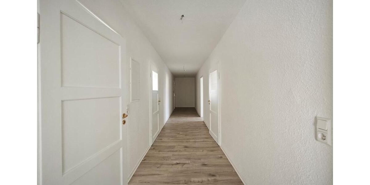 Etagenwohnung Halle (Saale) Büschdorf - 4 Zimmer, 115 m&sup2;, 805&euro; | Angebot:24350261