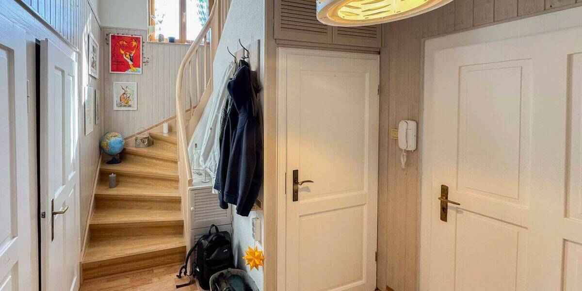 Reihenendhaus Kabelsketal Zwintschöna - 6 Zimmer, 176 m&sup2;, 299.000&euro; | Angebot:26887027