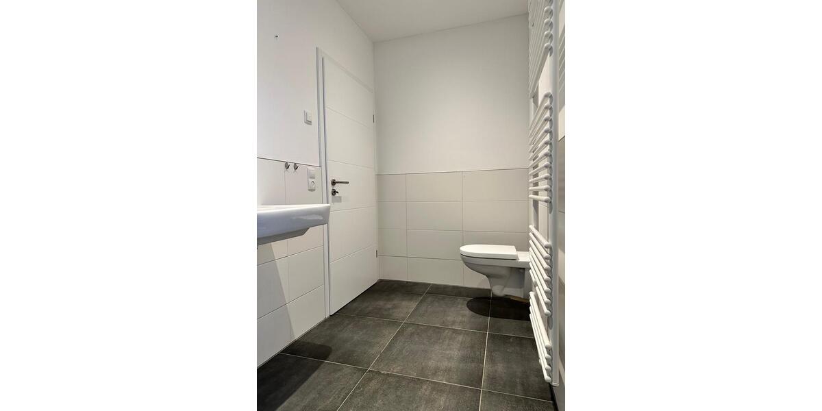 Maisonettenwohnung Querfurt - 6 Zimmer, 211 m&sup2;, 1.200&euro; | Angebot:23794281