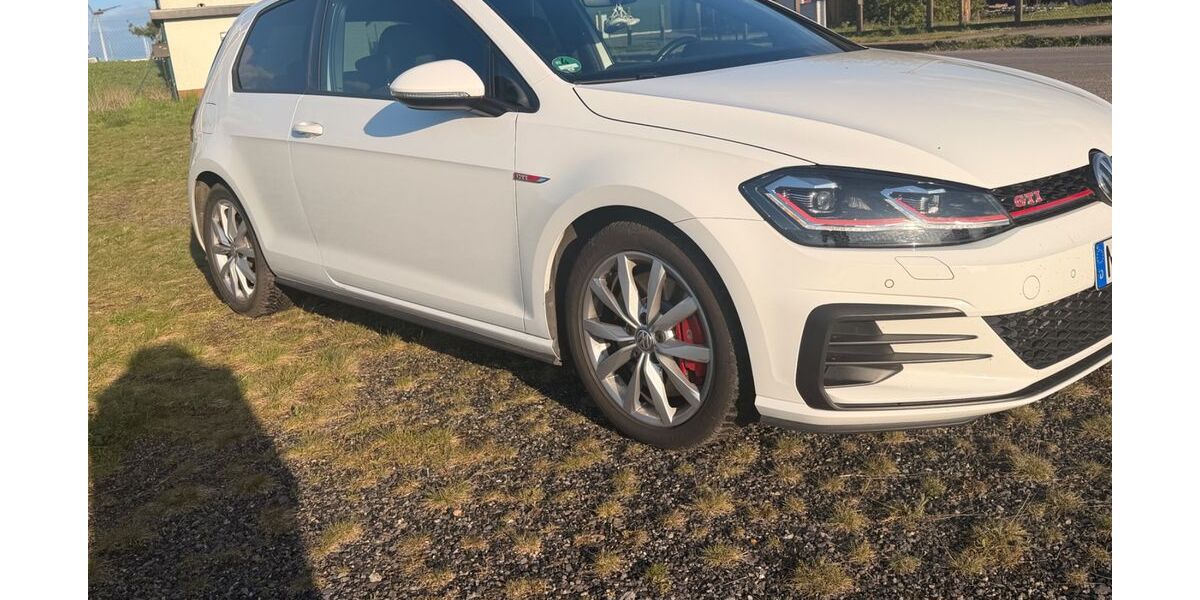 VW Golf 61.000 km 18.499 &euro; Eisleben 06347