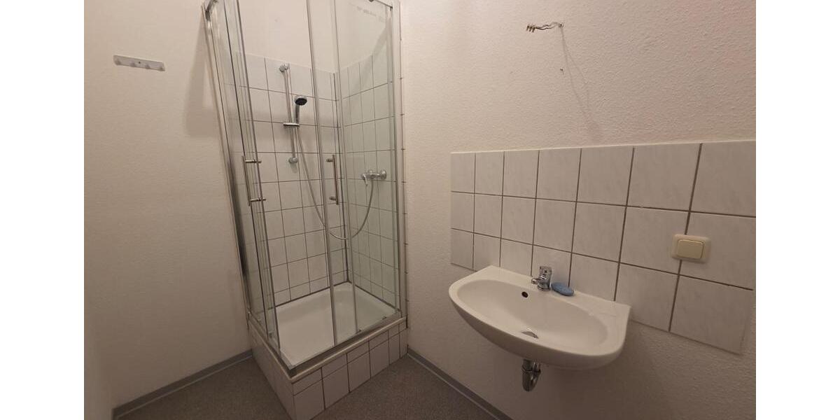 Etagenwohnung Halle (Saale) Büschdorf - 1 Zimmer, 17 m&sup2;, 220&euro; | Angebot:25579473