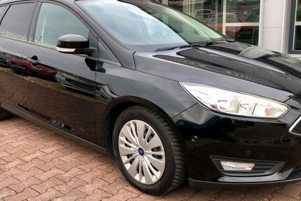 Ford Focus 146.375 km 7.699 &euro; Halle/Saale 06118