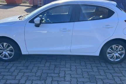 Mazda 2 Hybrid 77.000 km 15.000 &euro; Halle (Saale) 06132