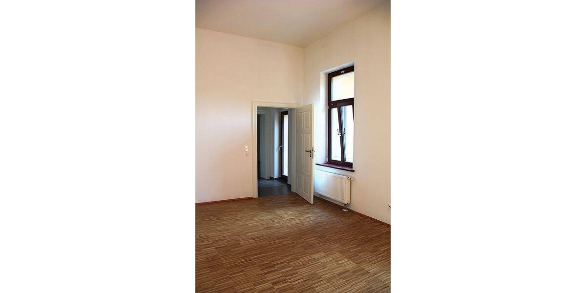 Etagenwohnung Halle (Saale) Innenstadt - 4 Zimmer, 115 m&sup2;, 1.154&euro; | Angebot:26904217