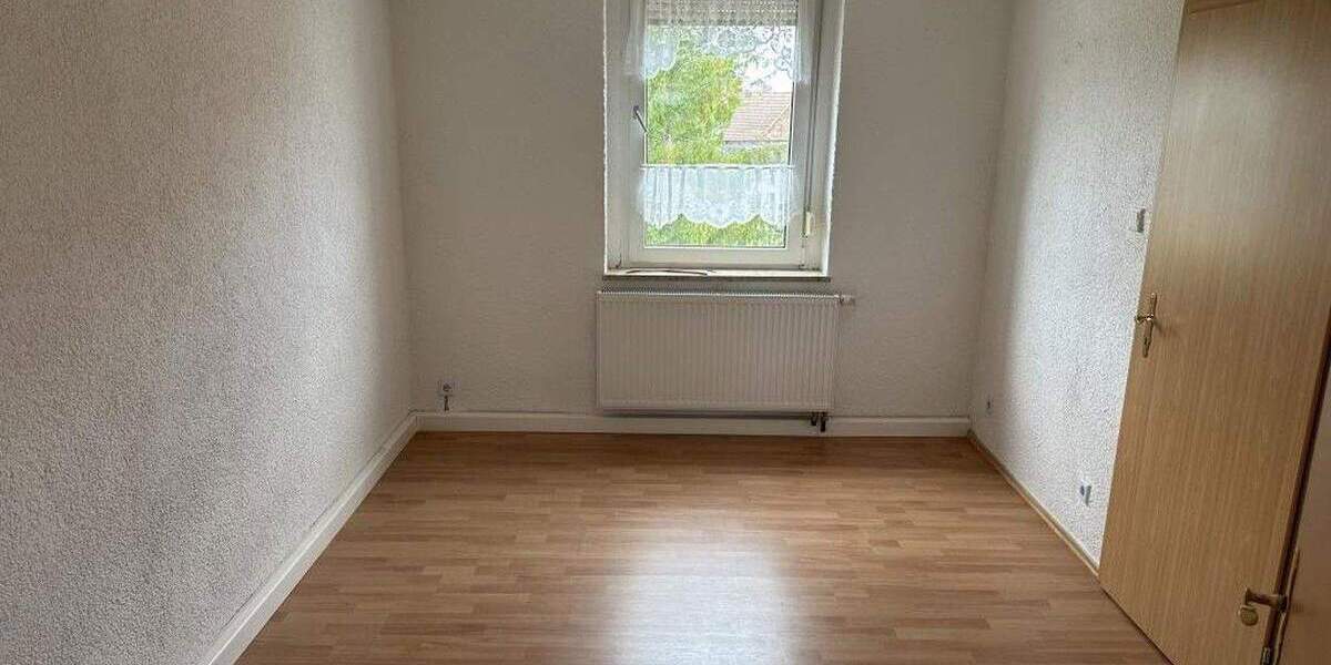 Mehrfamilienhaus, Wohnhaus Röblingen am See Röblingen am See - 1 Zimmer, 220 m&sup2;, 260.000&euro; | Angebot:25820146