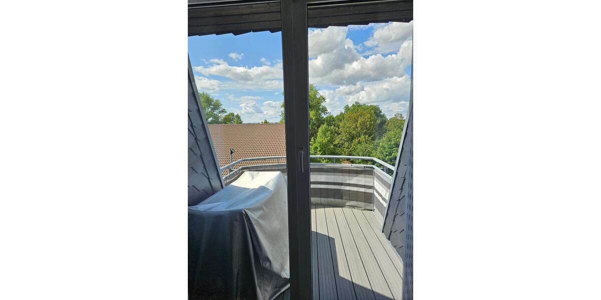 Dachgeschoßwohnung Bad Dürrenberg - 2 Zimmer, 61 m&sup2;, 115.000&euro; | Angebot:25539480