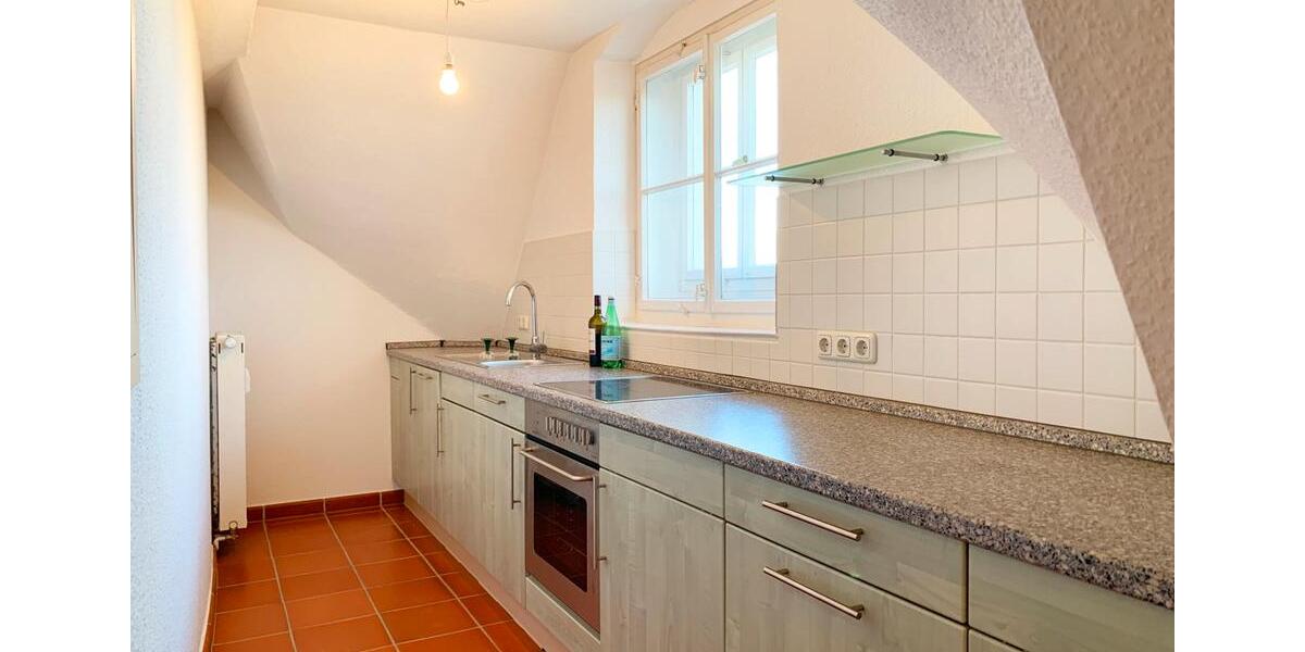 Dachgeschoßwohnung Halle (Saale) - 3 Zimmer, 75 m&sup2;, 1.290&euro; | Angebot:26008357