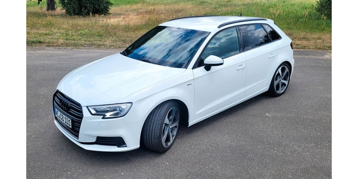 Audi A3 54.000 km 21.500 &euro; Biesen 04519