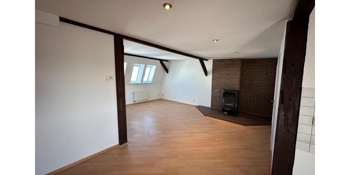 Dachgeschoßwohnung Halle (Saale) Damaschkestraße - 2 Zimmer, 79 m&sup2;, 753&euro; | Angebot:26326586