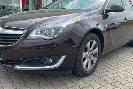Opel Insignia 100.683 km 8.250 &euro; Südliches Anhalt OT Radegast 06369
