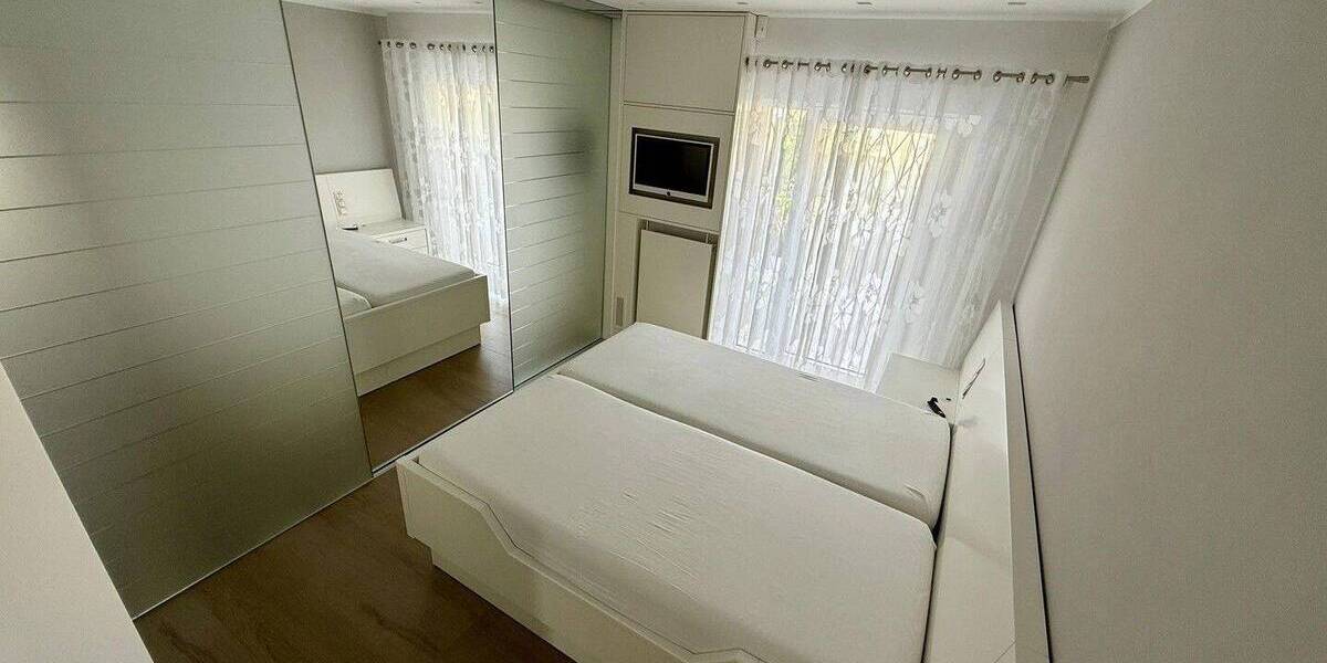 Exklusive Dreiraumwohnung mit Einbauküche im Süden von Halle 3 zimmer