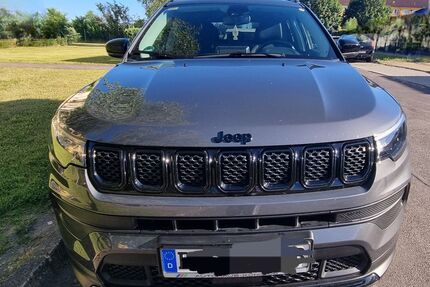 Jeep Compass 43.000 km 22.500 &euro; Delitzsch 04509