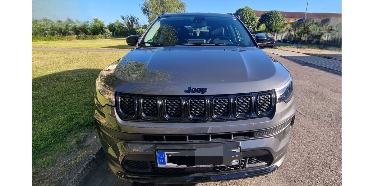 Jeep Compass 43.000 km 22.500 &euro; Delitzsch 04509